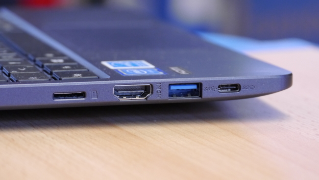 Micro-SD вместо SDXC: у Asus Vivobook нет классического кардридера