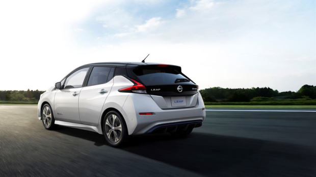 Электрокар Nissan Leaf: скромный вызов Tesla?
