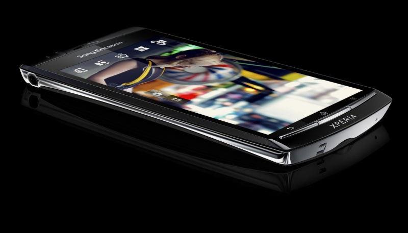  Sony Ericsson Xperia arc: выйдет в первом квартале 2011 года 