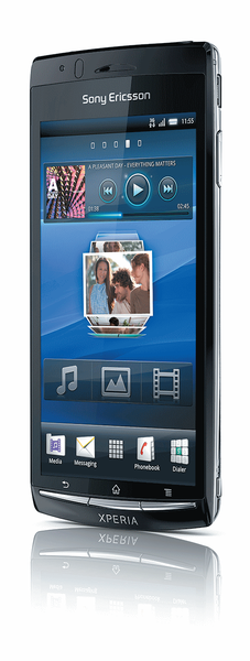 Sony Ericsson Xperia Arc обладает наиболее изысканным дизайном среди Android-устройств