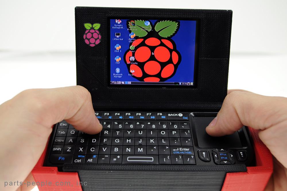 Pi-to-Go - самодельный лэптоп на базе одноблатного комьютера Raspberry Pi