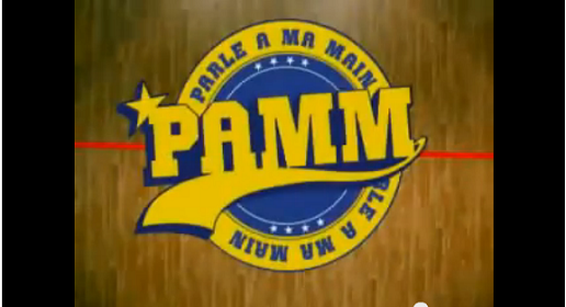 Кадр из клипа 'Parle a ma main'. Исполнители Fatal Bazooka и Yelle. Warner Music 2006 год
