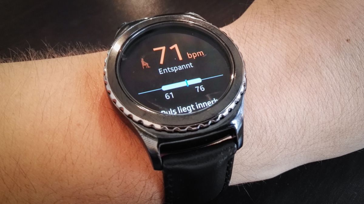 Galaxy watch пульс по цветам. Samsung watch 42 mm датчик измерения пульса. Редактировать зоны пульса самсунг часы. Galaxy watch измерение давления