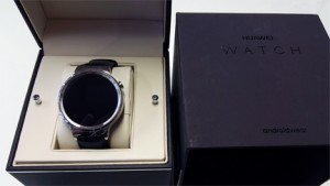 Упаковка Huawei Watch
