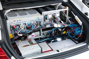 Суперкомпьютер в багажнике. Надежная обработка данных с сенсоров, например с лазерного сканера требует в несколько раз больше вычислительной мощности, чем вспомогательные системы в серийных моделях Audi.
