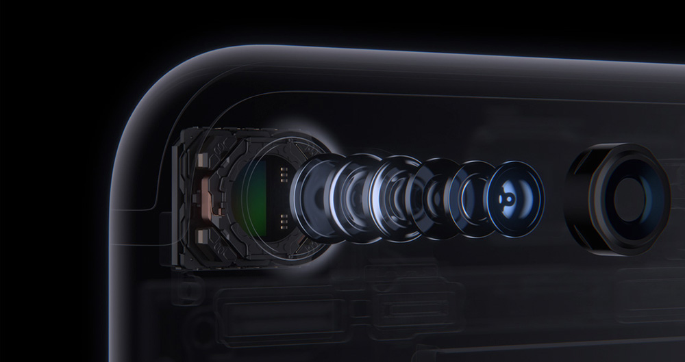 Новая камера в iPhone 7 оснащена оптическим стабилизатором изображения. 