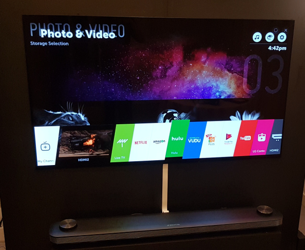 Ярчайший OLED-телевизор: первый взгляд на LG OLED65W7