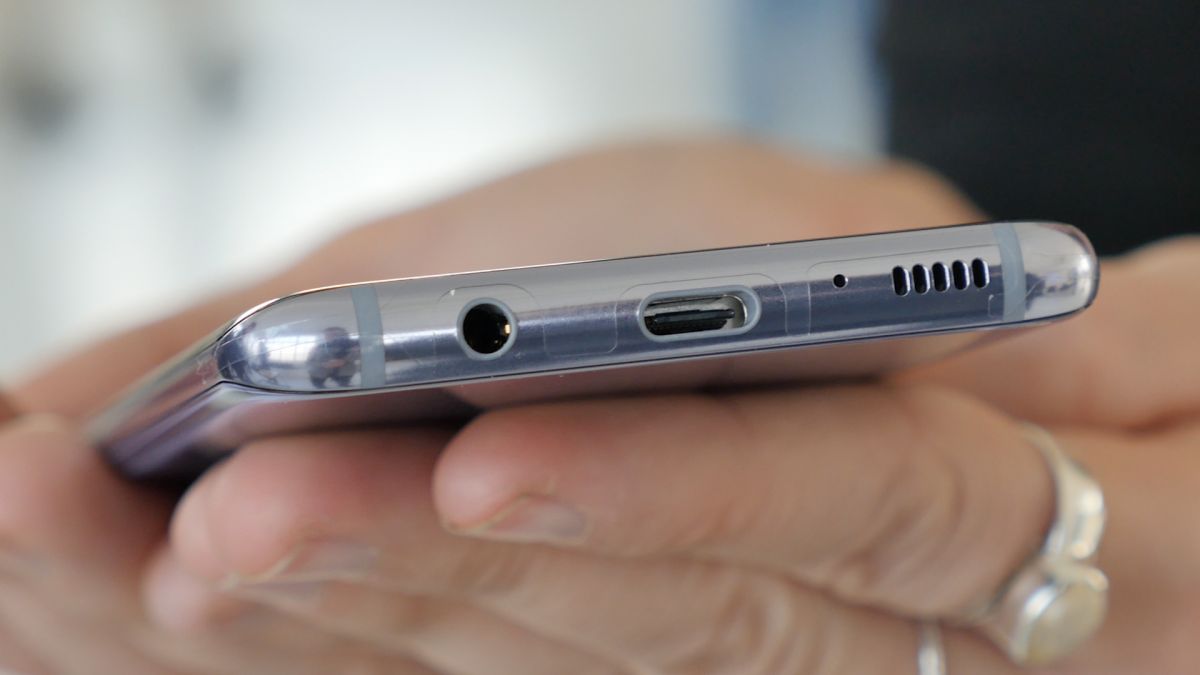 Galaxy S8 против Galaxy S7: стоит ли переходить на новую модель?