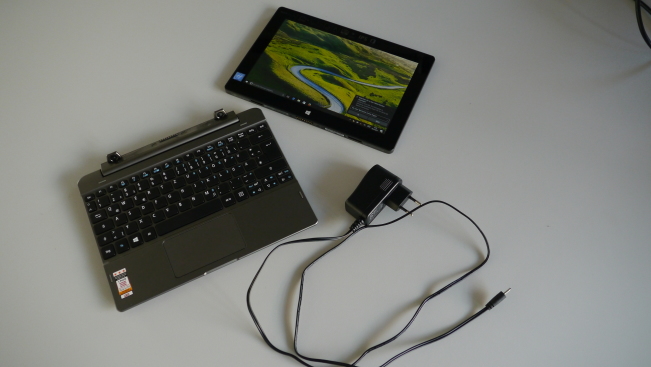 Тест гибрида планшета и ноутбука Acer Aspire Switch One 10 SW1-011-11AN
