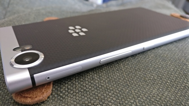 Тест смартфона Blackberry Keyone: бизнес-телефон возвращается!