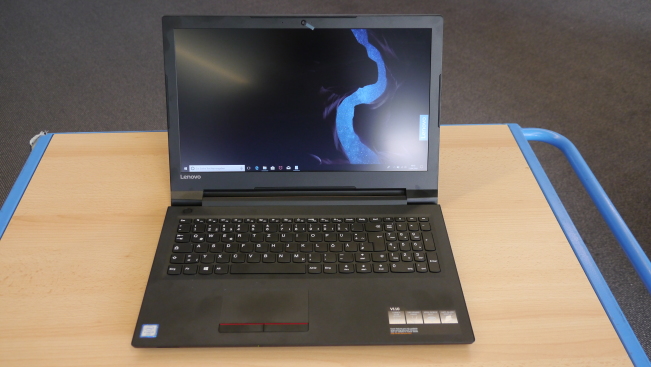 Ноутбук Lenovo V110-15IKB (80TL01B2GE): силен в главном, слаб в остальном