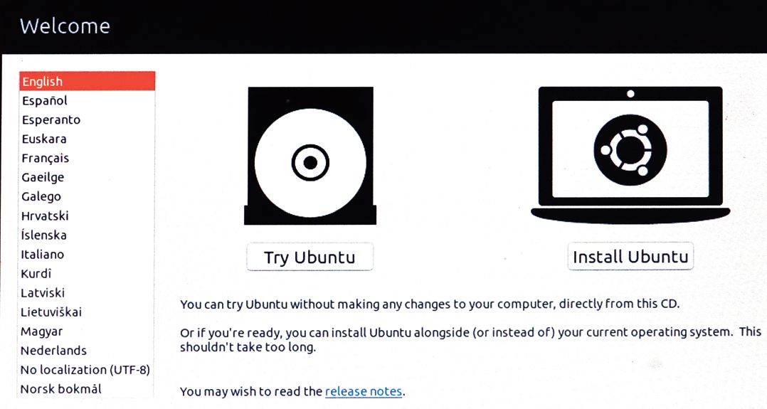 В этом окне вам предстоит выбрать, хотите ли вы всего лишь попробовать Ubuntu или сразу установить