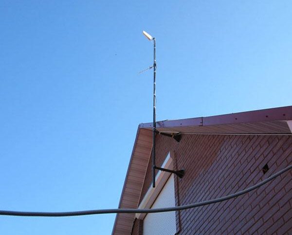 Летние секреты: как усилить сигнал сотовой связи на даче