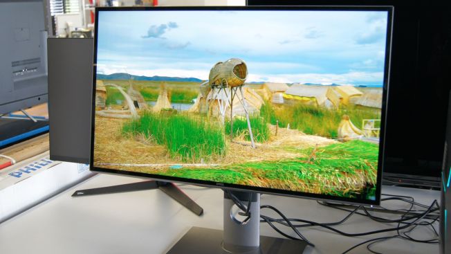 Тест и обзор монитора Dell Ultrasharp UP3218K: дорогой гибрид для офиса и игр