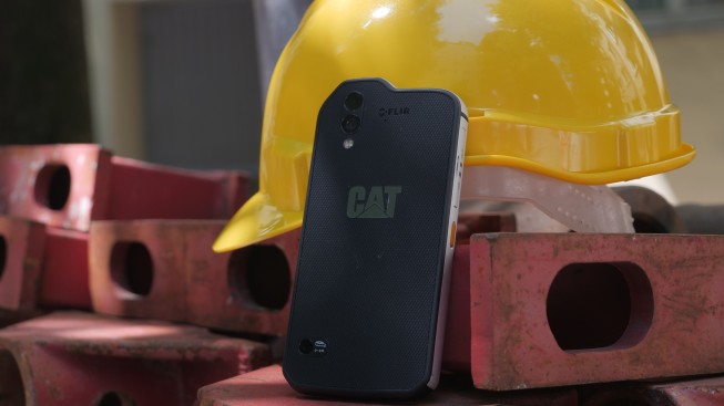 Тест Caterpillar CAT S61: смартфон для рабочего класса