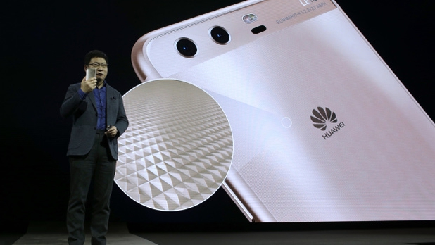 Huawei тоже планирует выпустить складной смартфон
