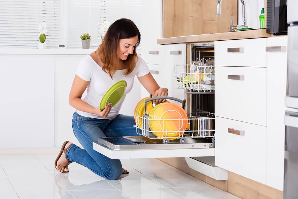 Выбираем посудомоечную машину: встраиваемую, полноразмерную, надежную