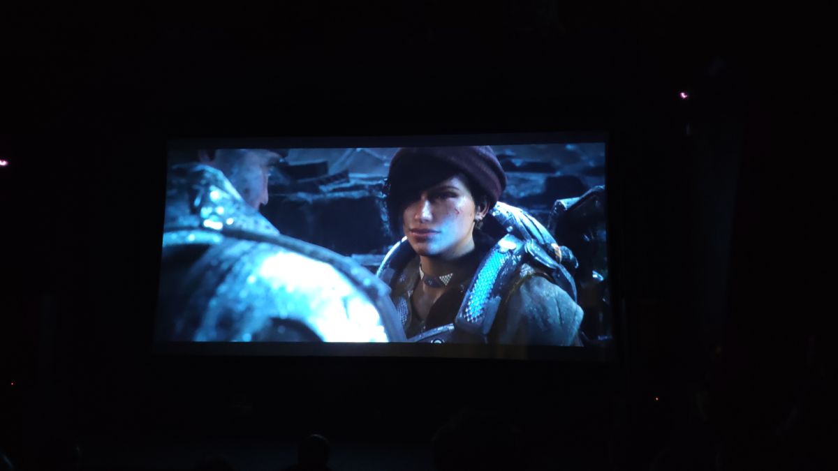 В России представлена новая версия игры Gears 5 и эксклюзивный геймпад Xbox One X