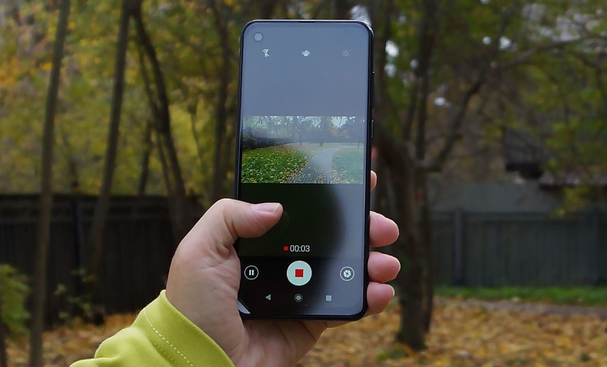 Тест Motorola One Action: смартфон и 4K экшн-камера в одном устройстве