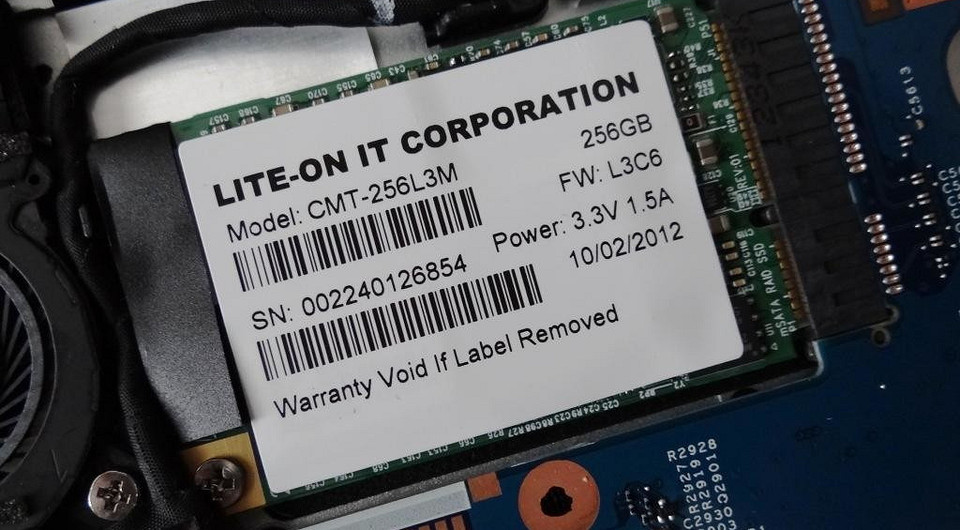 В ультрабуках Acer всплыл диковинный SSD