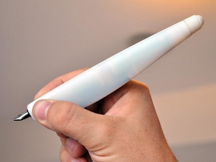 Виброручка Lernstift: для грамотного и красивого письма