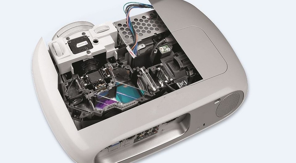 Как работает LCD-проектор