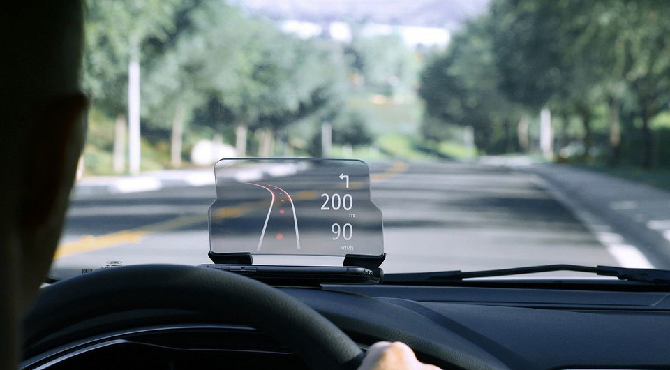 Российский стартап — проекционный дисплей для автонавигации, собрал более $200 тыс. за 10 дней