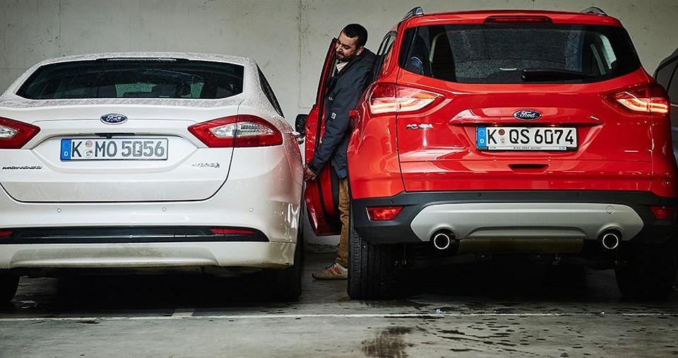 Умные технологии Ford: система дистанционной парковки