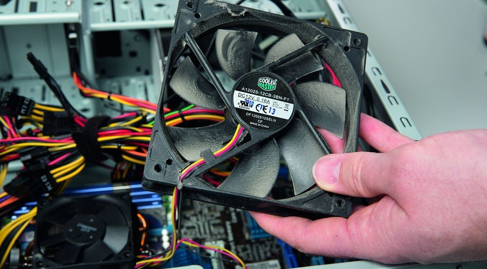 Как почистить системный блок от пыли