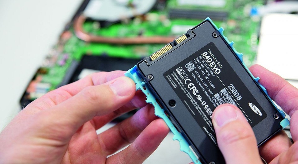 Как оснастить ноутбук дополнительной памятью и SSD