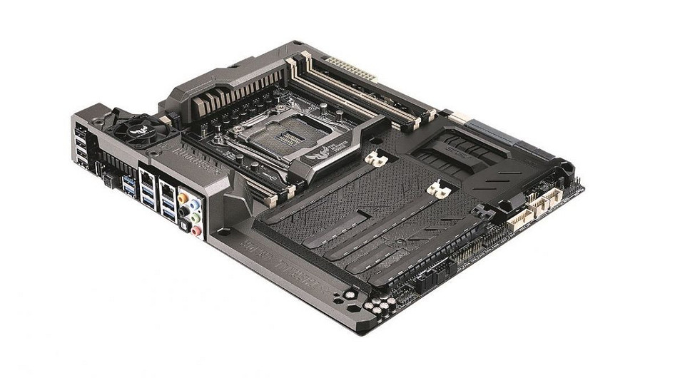 Обзор материнской платы ASUS Sabertooth X99