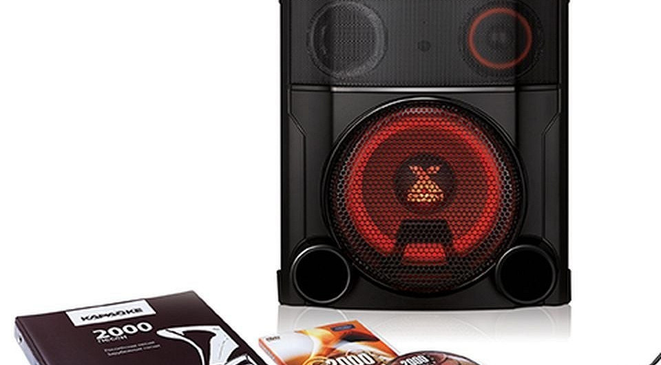 Портативная минисистема LG OM7550K X-BOOM управляется через смартфон и синхронизируется с TV