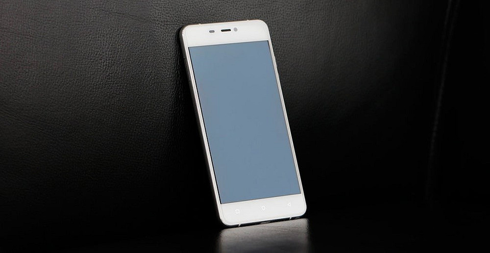 Обзор смартфона IUNI N1