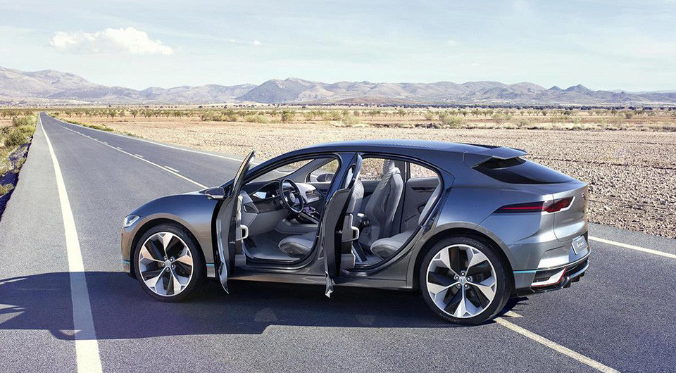 Электрический кроссовер Jaguar i-PACE бросает вызов Tesla