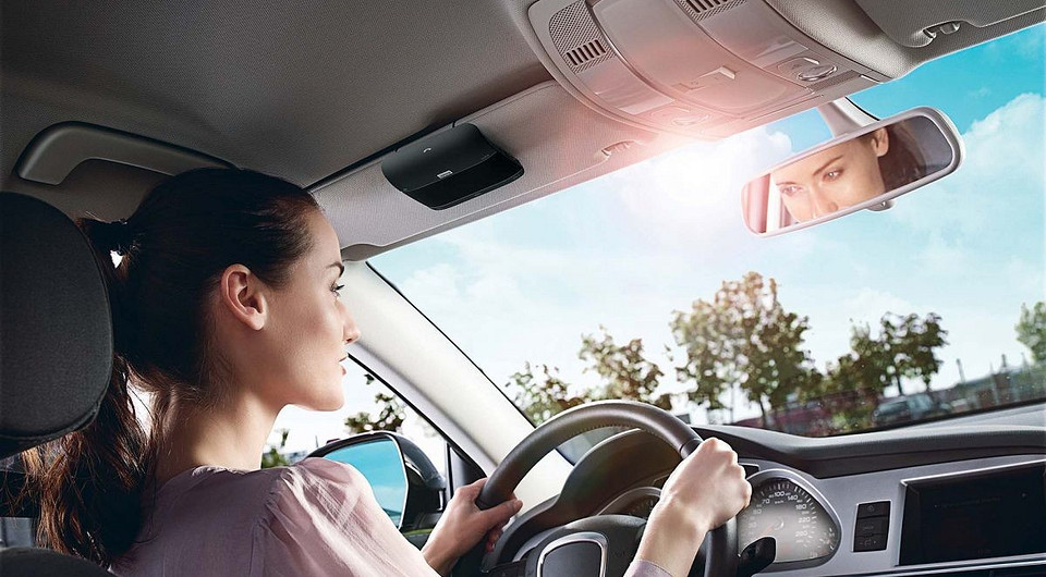 Мобильные гаджеты и аксессуары для автолюбителя