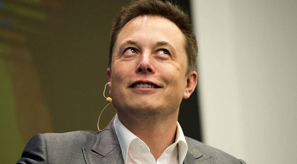 Глава компании Tesla под шквалом критики: Илон Маск перегнул палку?
