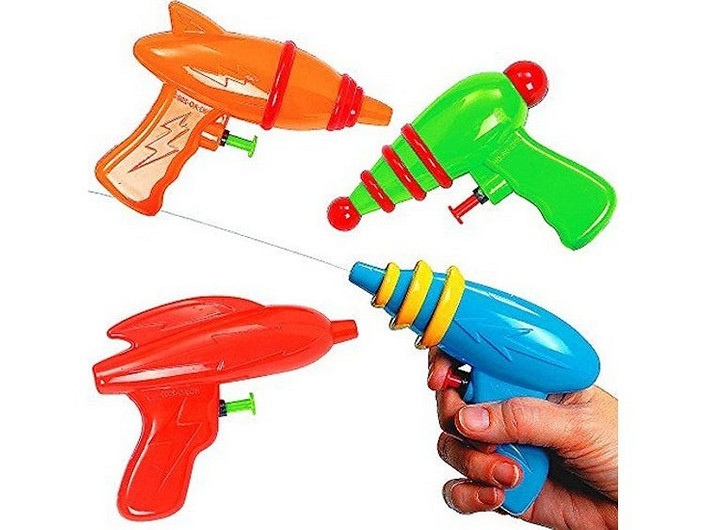 Выбираем водяной пистолет: советы покупателю и обзор лучших моделей