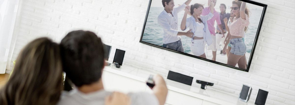 Как правильно установить телевизор: все дело в расстоянии