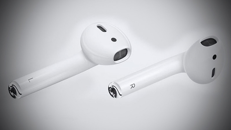 Первый взгляд на наушники Apple AirPods