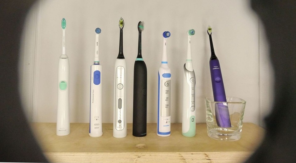 Тест электрических зубных щеток: пробуем на зубок