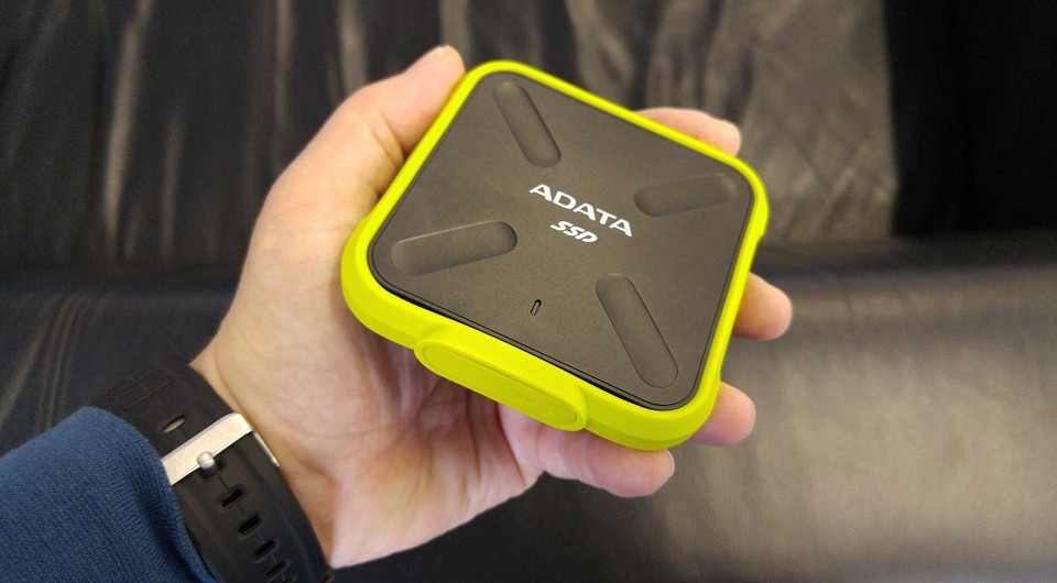 Обзор портативного твердотельного диска ADATA SSD SD700