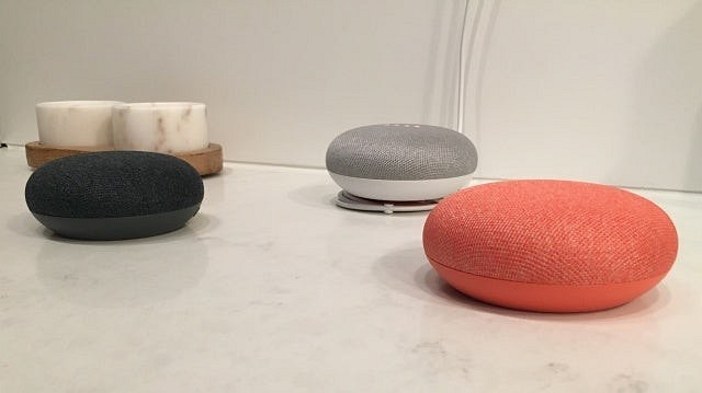 Google Home Mini: первое впечатление о конкуренте Echo Dot