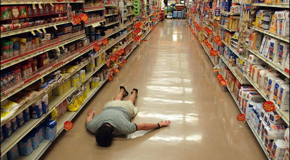 Массовый сбой онлайн-касс парализовал торговлю по всей России