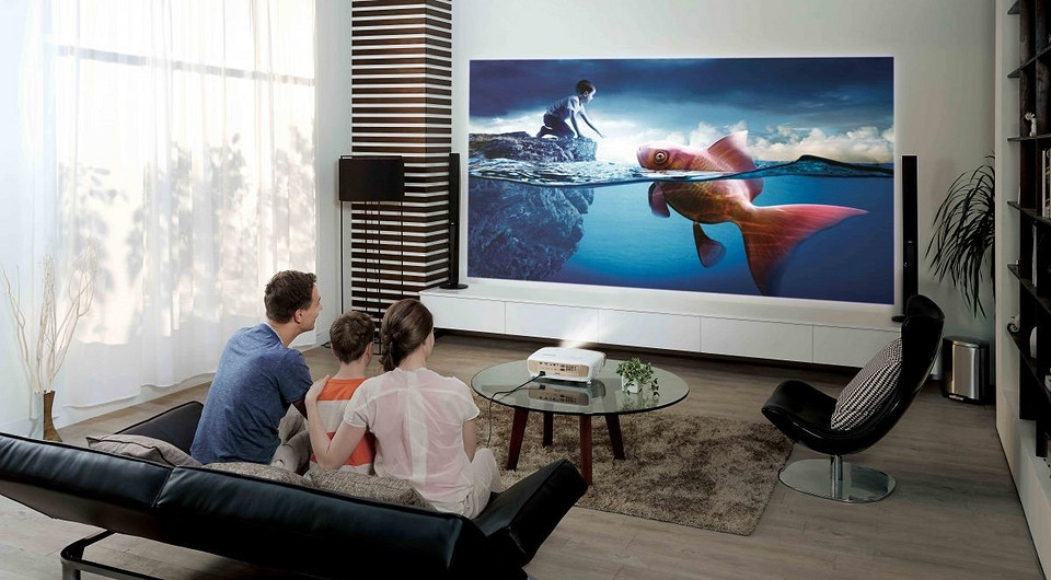 Проекторы для домашнего кинотеатра, игр и спорта: обзор новинок BenQ