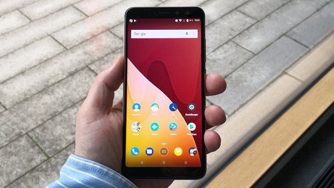 Тест и обзор смартфона Wiko View Prime