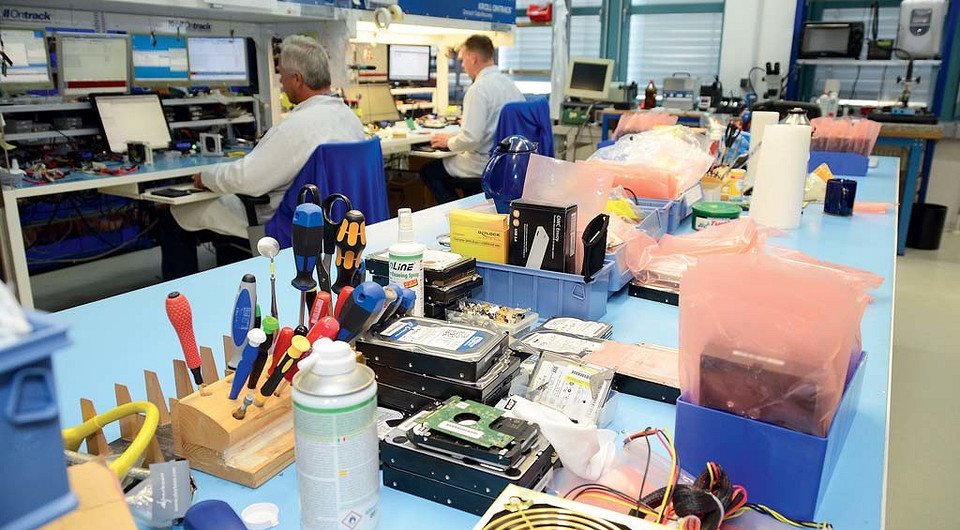 Как восстанавливают поврежденные данные