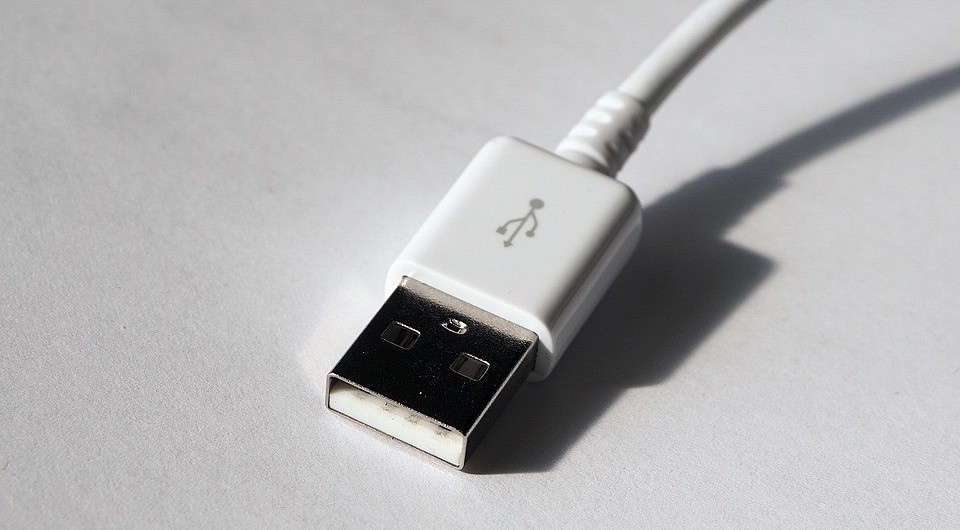 Как всегда вставлять USB с первого раза? Невероятный лайфхак