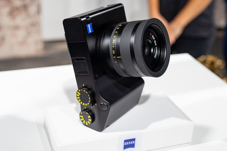 Обзор камеры Zeiss ZX1: беззеркалка на Android