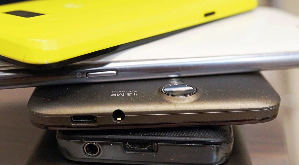 «Нефть будущего»: из чего делают смартфоны?