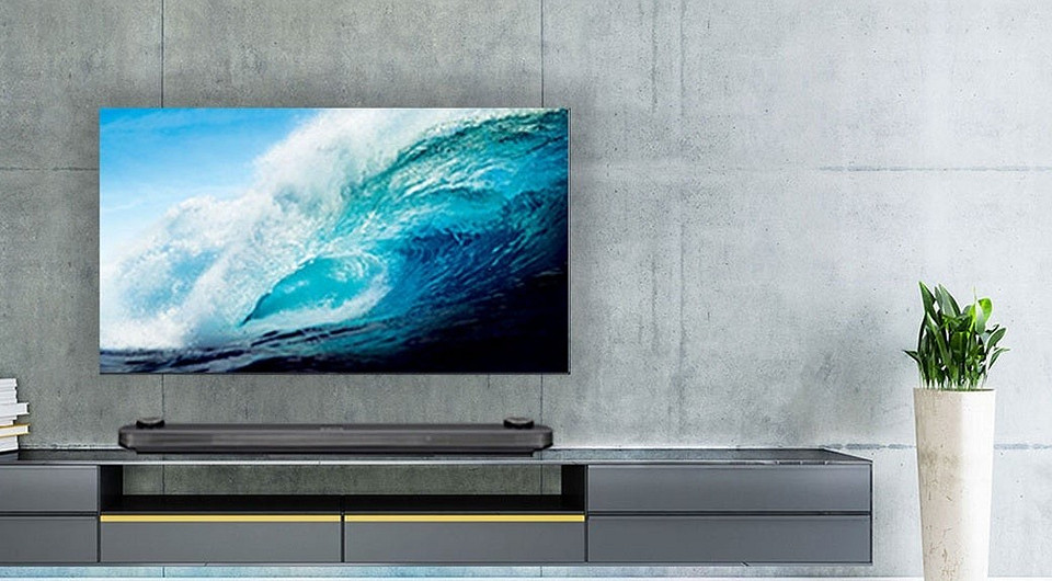 В чем преимущества OLED-дисплеев?